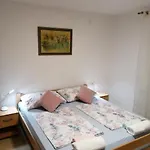 Apartment Delfino - Uz *