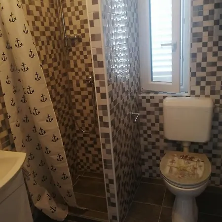 Delfino - Uz Apartment *